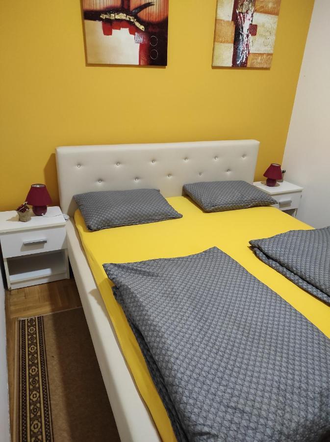 Apartman Marina Sa Garazom Novi Sad Esterno foto