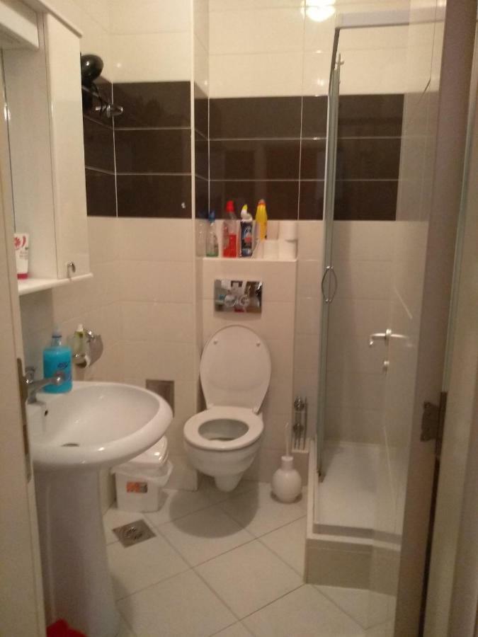 Apartman Marina Sa Garazom Novi Sad Esterno foto