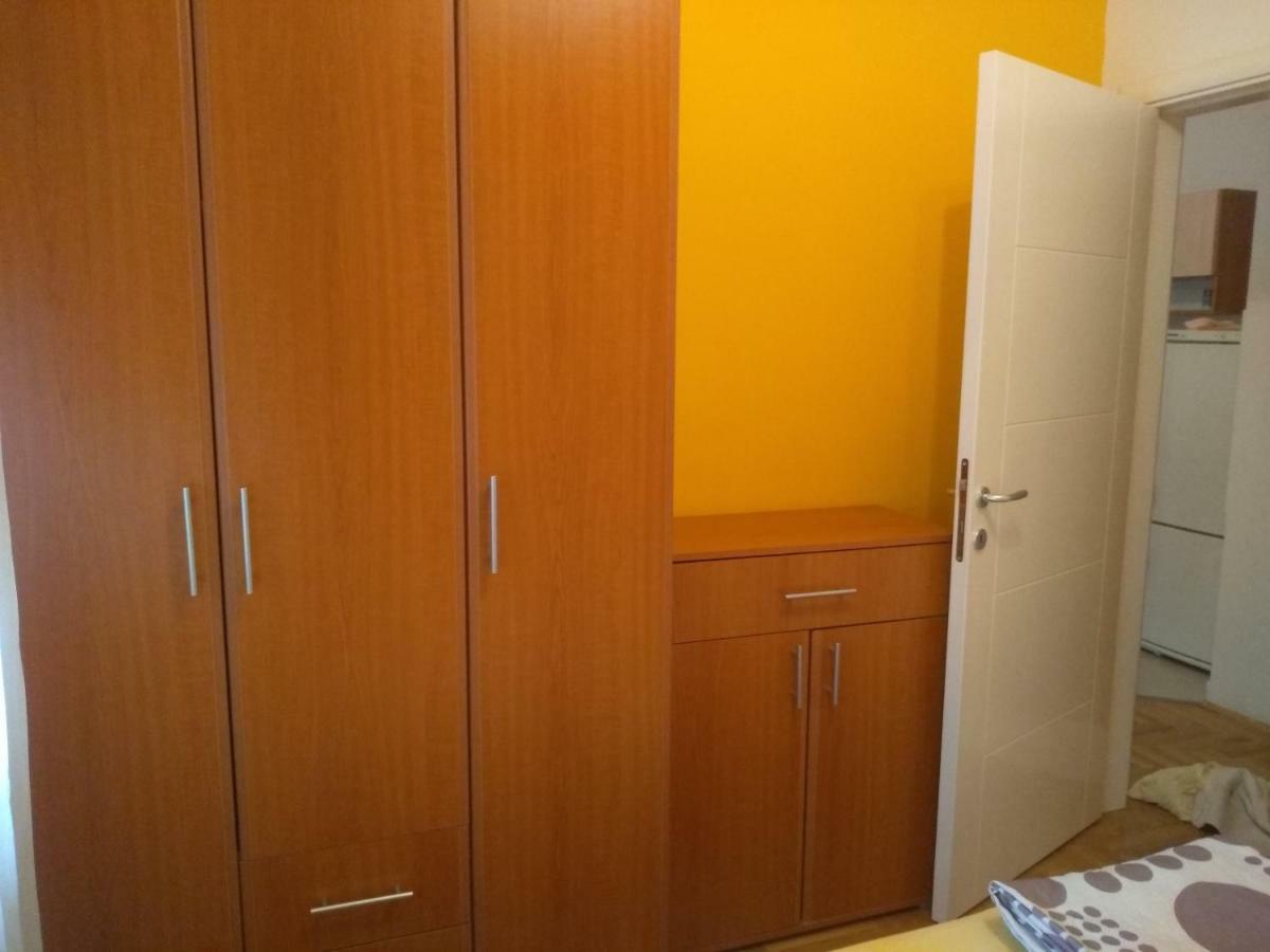Apartman Marina Sa Garazom Novi Sad Esterno foto